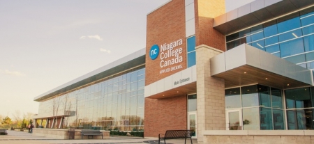 NIAGARA COLLEGE CANADA - TRƯỜNG CÔNG LẬP ĐỨNG ĐẦU VỀ MỨC ĐỘ HÀI LÒNG CỦA SINH VIÊN 