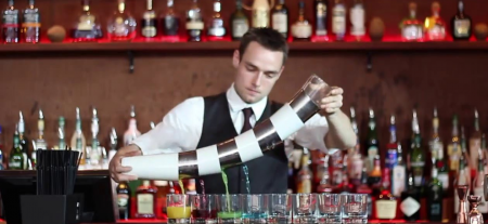 BARTENDER - NGHỀ PHA CHẾ ĐỒ UỐNG KIẾM TIỀN TRIỆU MỖI NGÀY